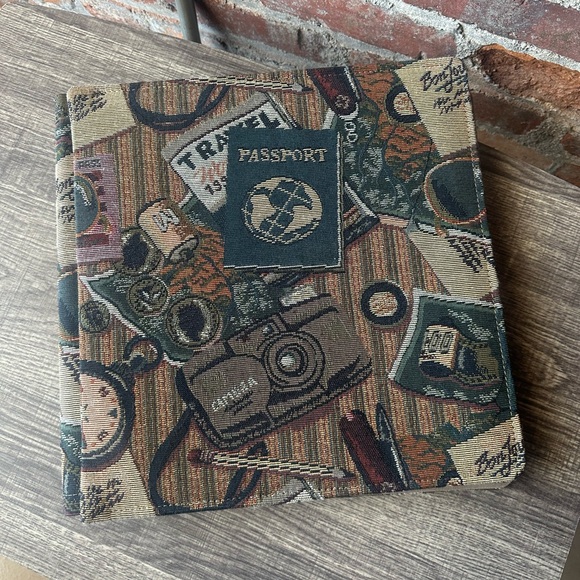 Creative Memories Passport Tapestry Travel Album 12x12 Pages - Picture 9 of 11